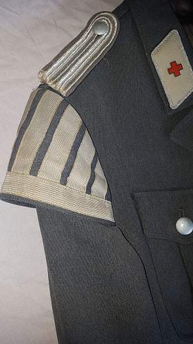 Unknown tunic, said to be WWII