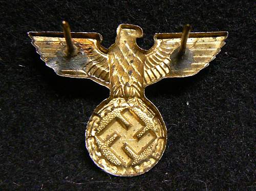 Reichsbahn or Reichspost cap eagles