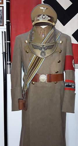 NSDAP Fahnentrager/Flag Bearer Uniform Set