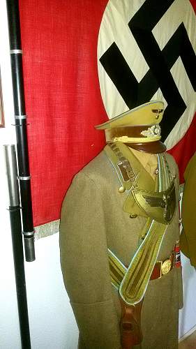 NSDAP Fahnentrager/Flag Bearer Uniform Set