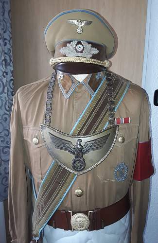 NSDAP Fahnentrager/Flag Bearer Uniform Set