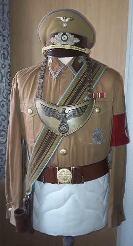 NSDAP Fahnentrager/Flag Bearer Uniform Set