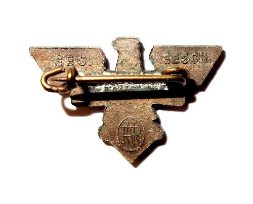 « Reichsbund der Deutschen Beamten » badge, marked with an unknown maker