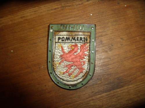 WHW &quot;Pommern&quot; pin-back shield