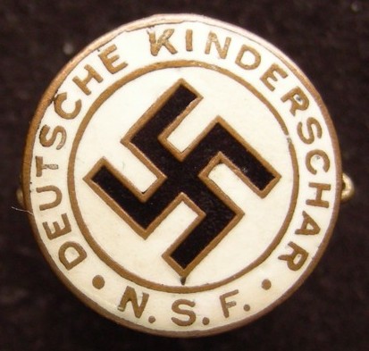 N.S.F - Deutsche Kinderschar Badge