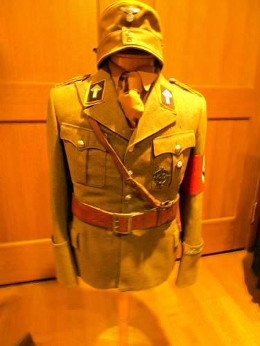 A Rare Political Uniform