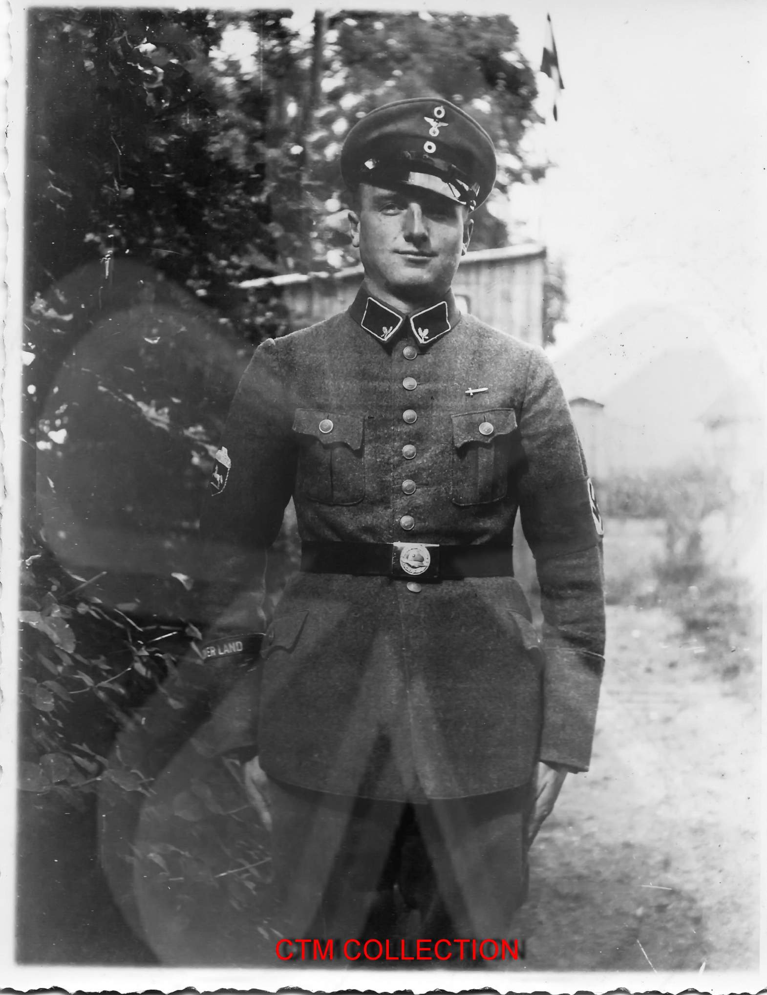 Question Cuff title and sleeve patch of a Stahlhelm/SA man