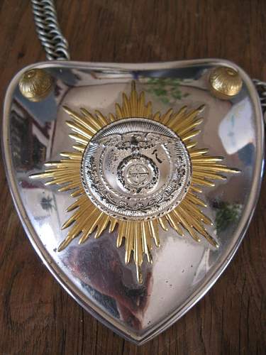 SA gorget