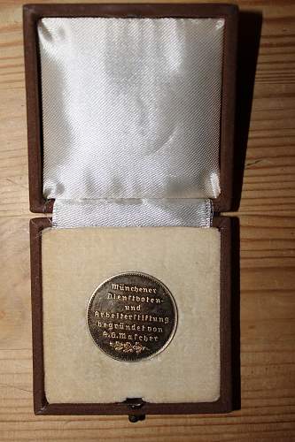 City of Munich cased faithful service medal