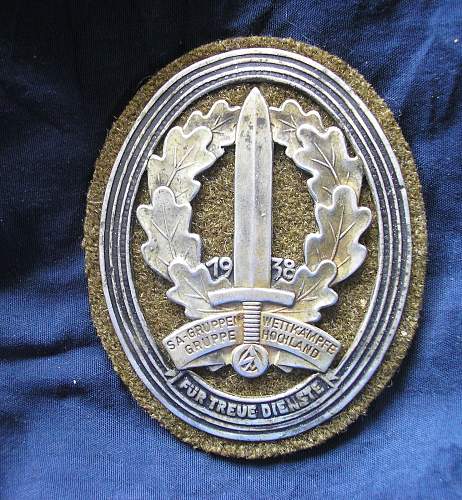 Unidentified sa badge