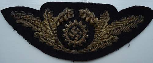 DAF Cloth Cap Badge