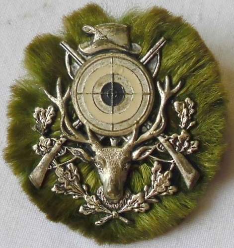 Civilan hunters badge ?