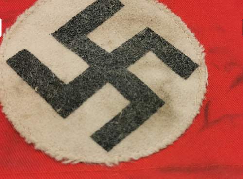 Do you think about this Early NSDAP Armband?