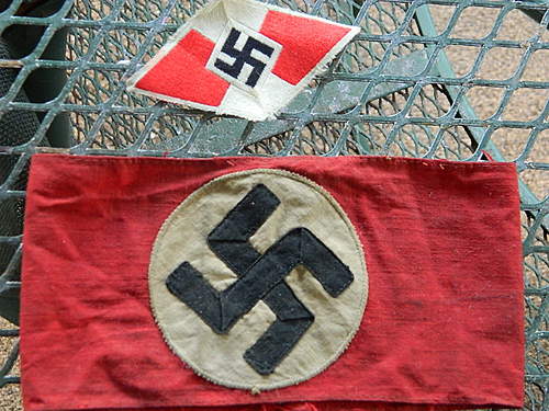 Authentic NSDAP Armband &amp; HJ insignia?