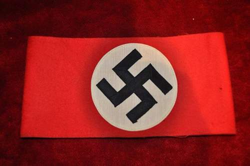 NSDAP Armband - An original?