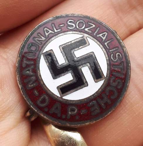 M1/129 NSDAP Parteiabzeichen