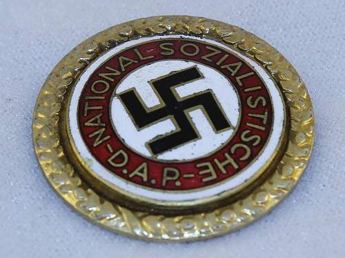 Need opinions on NSDAP Gold Party Badge...