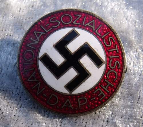 M1/152 NSDAP Parteiabzeichen