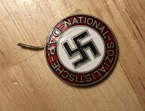 Badge NSDAP - is it real?