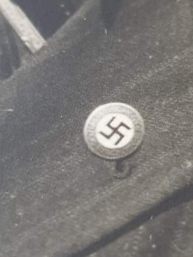 M1/34 Party badge with picture