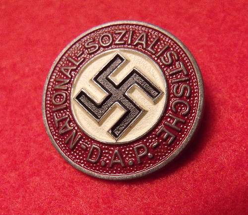 Good Assman m1/17 NSDAP Badge?