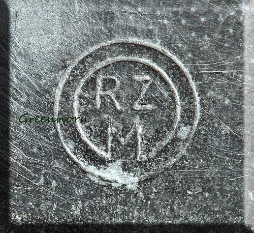 RZM Logos on Parteiabzeichen