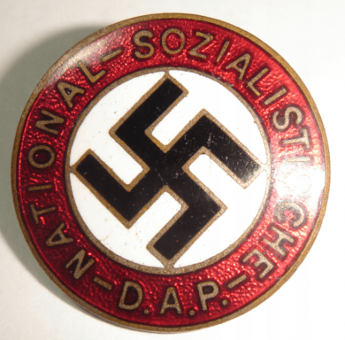Early NSDAP Parteiabzeichen. Help Identifying Maker Please