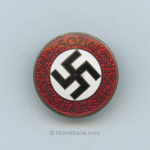 Many Nsdap Pins. Are they real?