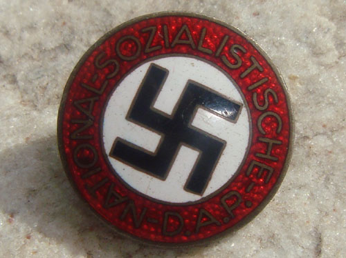 NSDAP badge: a good one?
