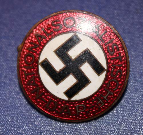 NSDAP Pin M1/72