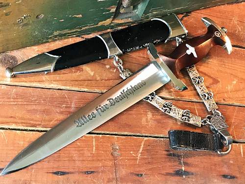 NSKK Chained Leader Dagger