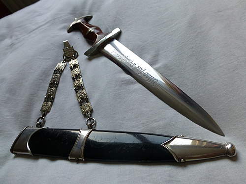 How About some Chained NSKK Daggers