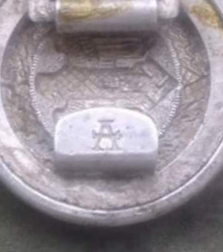 NEED HELP! Heer officer belt buckle