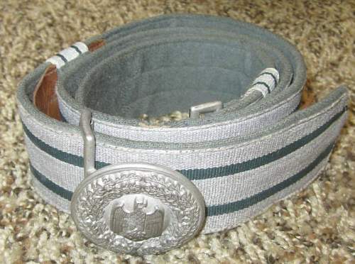 Unmarked Heer Officer Buckle and Brocade