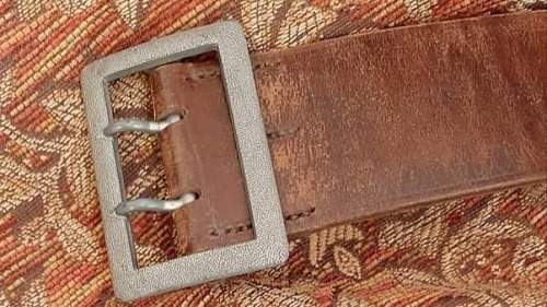 hello my friends i nned help with this german officer brown belt its for luftwaffe or heer????its original belt???or fake???please opinions???