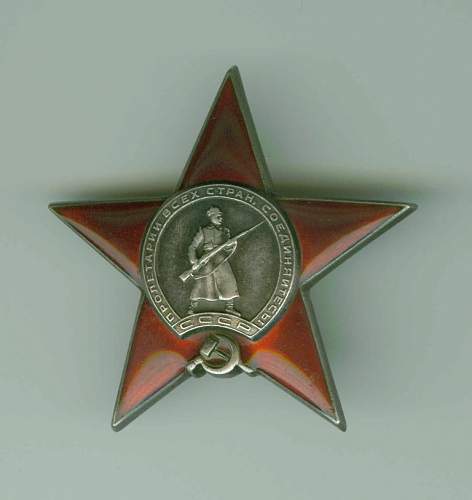 1940 issued Orders of the Red Star
