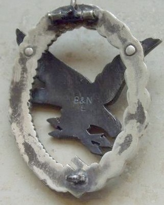 Radio Operator - Air Gunner Badge Fake Gallery: