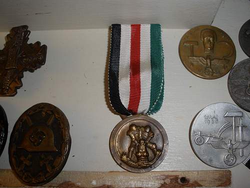 New ribbon for Medaille für den Italienisch-Deutschen Feldzug in Afrika.