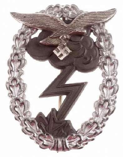 Luftwaffe Erdkampfabzeichen - Ground Assault Badge Fake Gallery