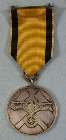 Mine rescue medal