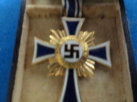 Ehrenkreuz der Deutschen Mutter / Cross of Honour of the German Mother - 1st(?) class