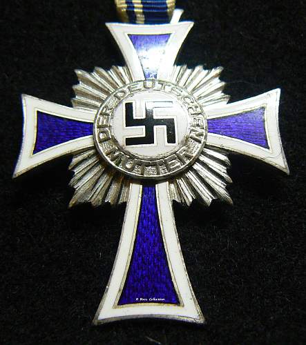 Ehrenkreuz der Deutsche Mutter Zweite Stufe