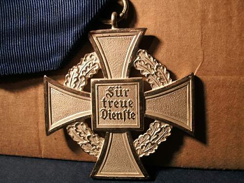 Service Faithful Service Medal - 25 years fake or real?