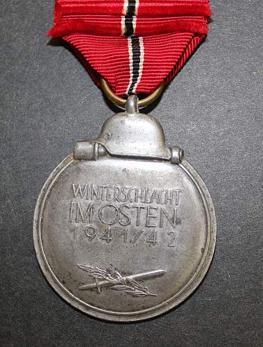 Medaille &quot;Winterschlacht im Osten 1941/42&quot; (Ostmedaille) - Russian Front Medal. Unknown Maker