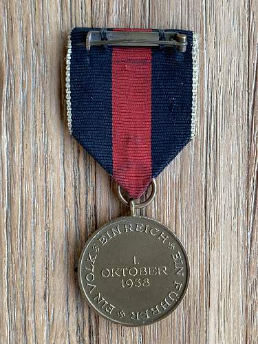 Medaille zur Erinnerung an den 1. Oktober 1938 with Prager Burg