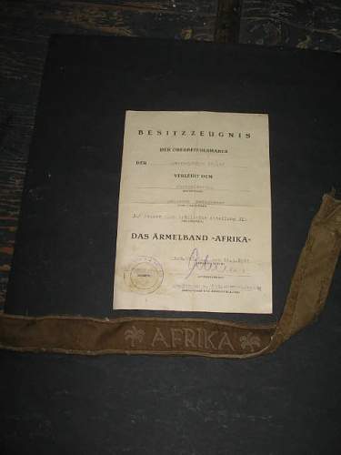 Ärmelband Afrika &amp; award citation