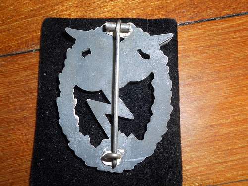 Maker Luftwaffe Ground assault badge (Erdkampfabzeichen)