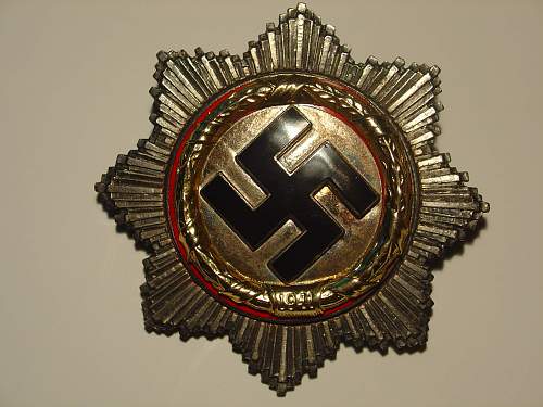 Deutsches Kreuz in gold authentic? Help needed please.