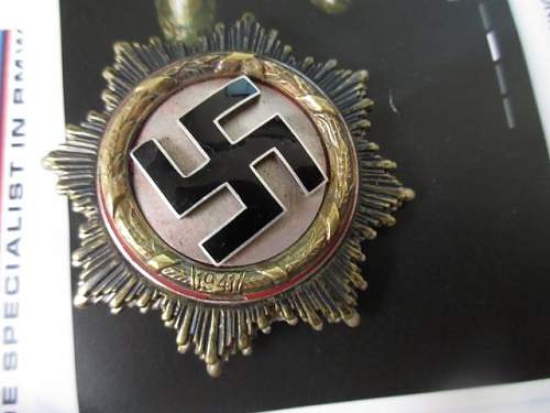 Deutsches Kreuz in Gold maker  2  CE Junker Original ?