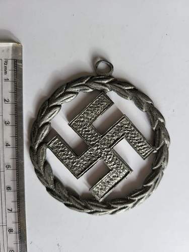 Advice on whether items are real or fake and in what case what an item is (Black Wound Badge, West Wall Medal, Kriegsverdienst Medal)